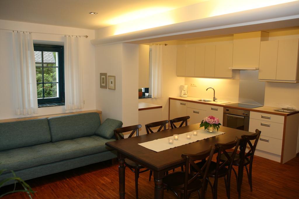 Apartments Cvetje V Jeseni Skofja Loka Ruang foto